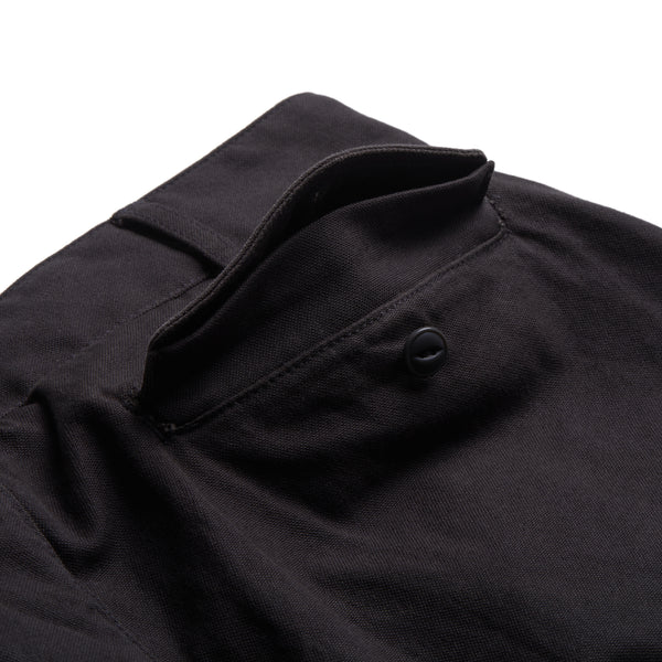 Itami Chino : Black
