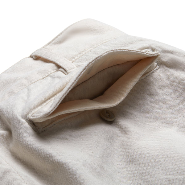 Itami Chino : Ivory